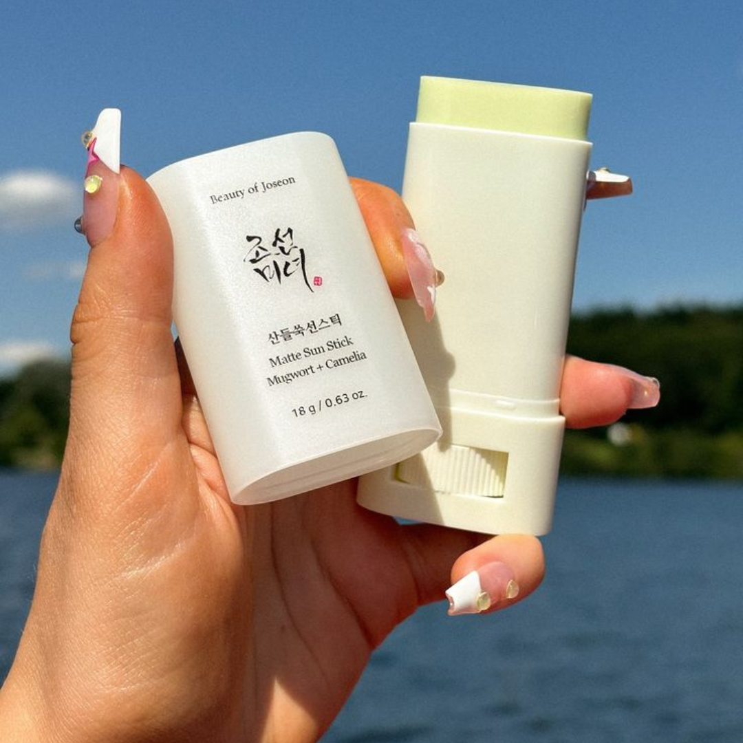 Beauty of Joseon Matte Sun Stick : Mugwort+Camelia SPF50+ PA++++ 18g - Oil-Control, Non-Greasy Matte Sunscreen Stick