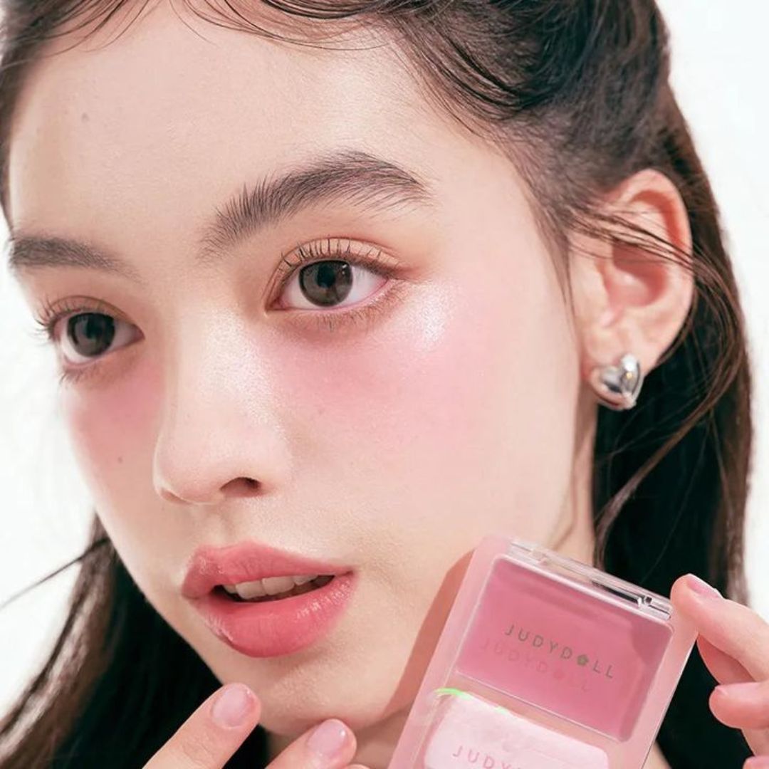 Judydoll Hot Pretty Blush Powder (Blueberry Night) - Cool-Tone Purple Brightening & Matte Cheek Blusher