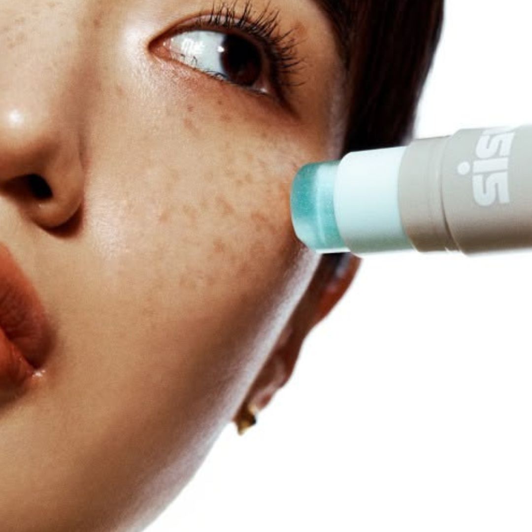 Unleashia Sisua Butter Glow Stick 7g - Hydrating Natural Dewy Highlighter & Balm Stick