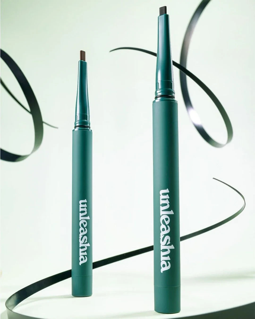 Unleashia Easy Glide Flat Eyeliner (N° 2 Mood Brown) - Soft Natural Daily Eyeliner